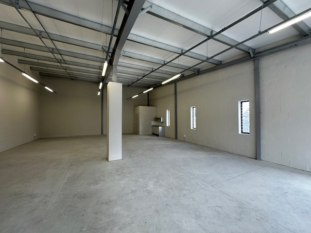 To Let commercial Property for Rent in Killarney Industria Western Cape